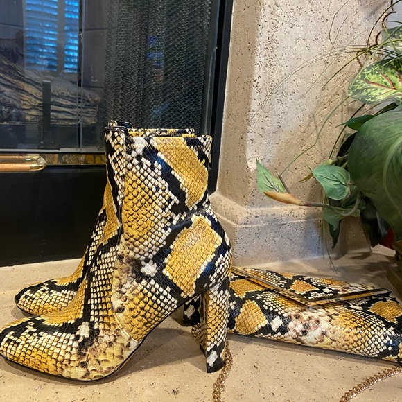 Aldo Boots and matching bag. Absolute show stopper 🛑 - Picture 3 of 6